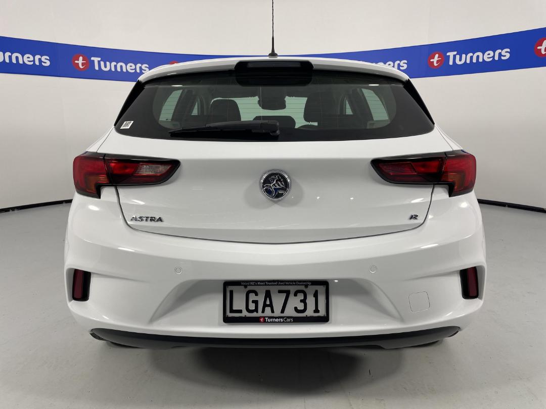 Photo '6' of Holden Astra