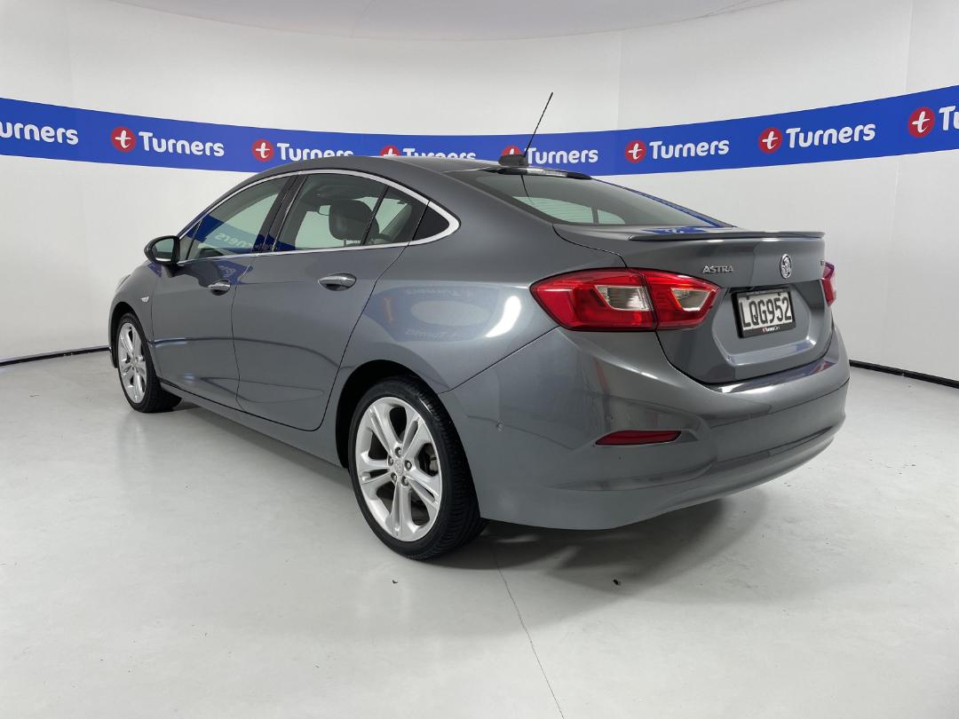 Photo '5' of Holden Astra Photo '5' of Holden Astra