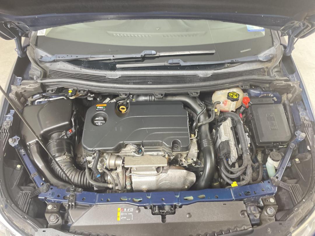 Photo '13' of Holden Astra