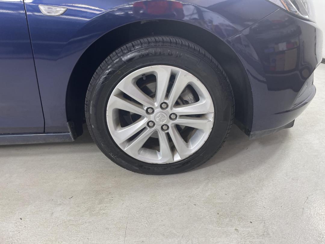 Photo '9' of Holden Astra