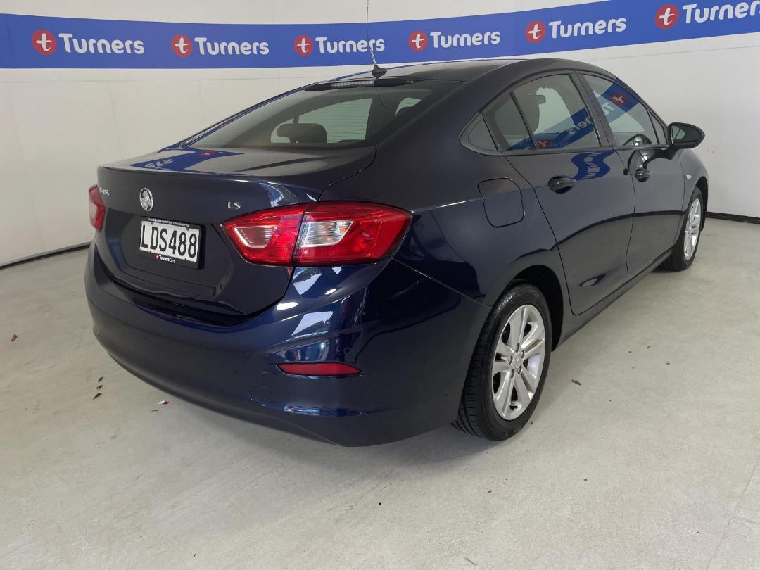 Photo '7' of Holden Astra