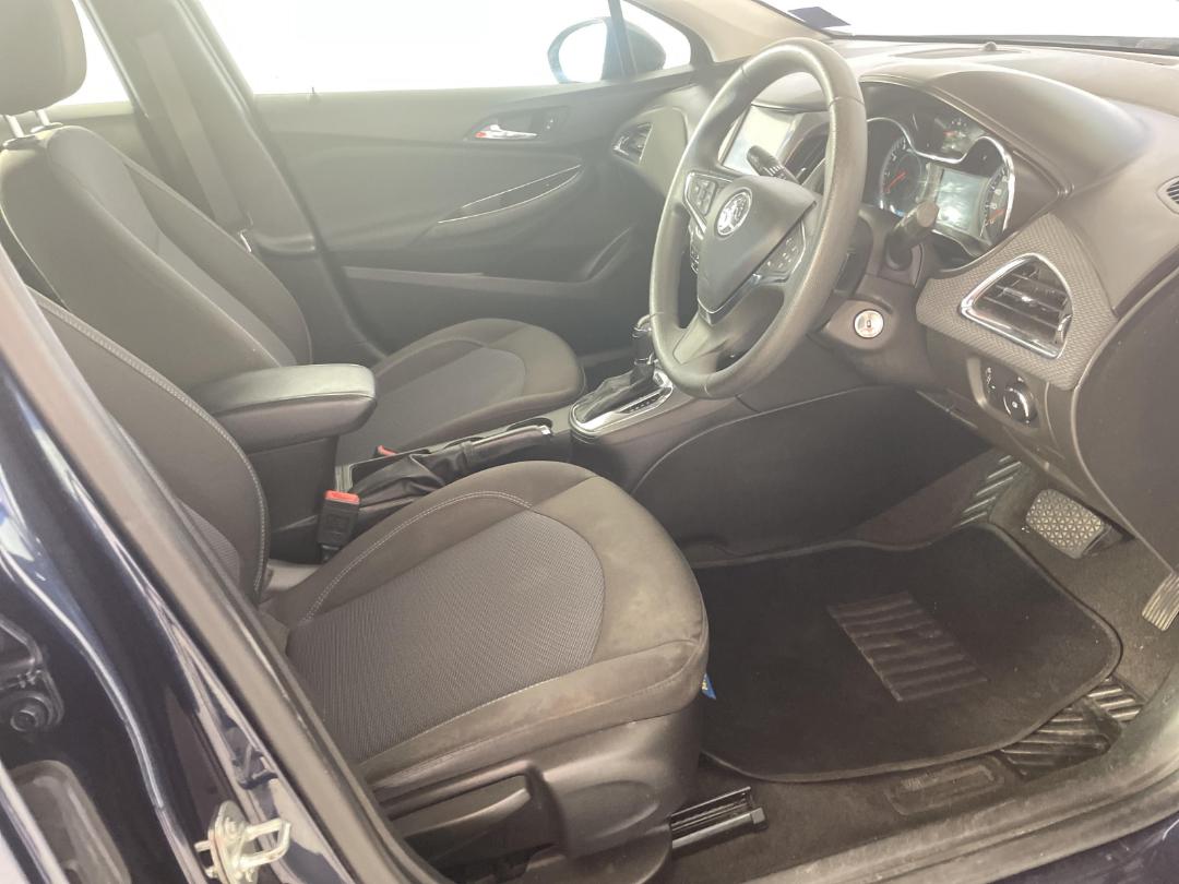 Photo '16' of Holden Astra