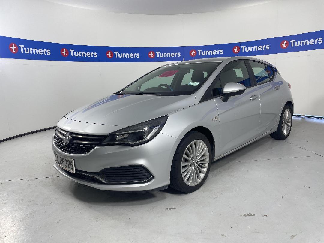 Photo '3' of Holden Astra R Photo '3' of Holden Astra R