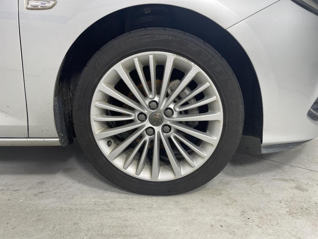 Photo '7' of Holden Astra R Photo '7' of Holden Astra R