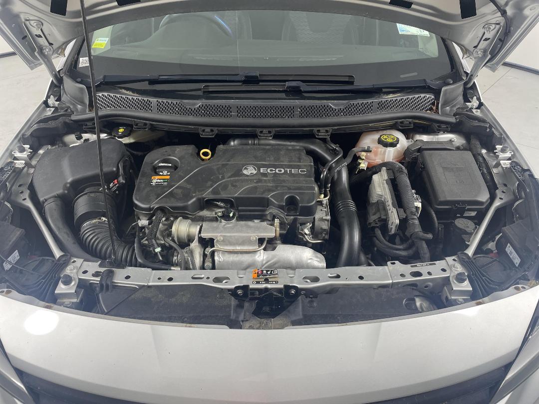 Photo '11' of Holden Astra R Photo '11' of Holden Astra R