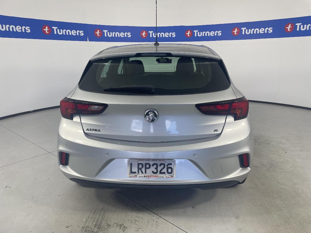 Photo '5' of Holden Astra R Photo '5' of Holden Astra R