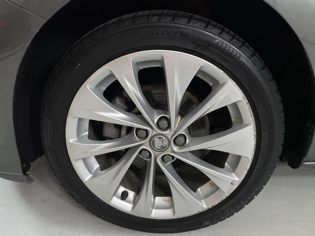 Photo '10' of Holden Astra Photo '10' of Holden Astra