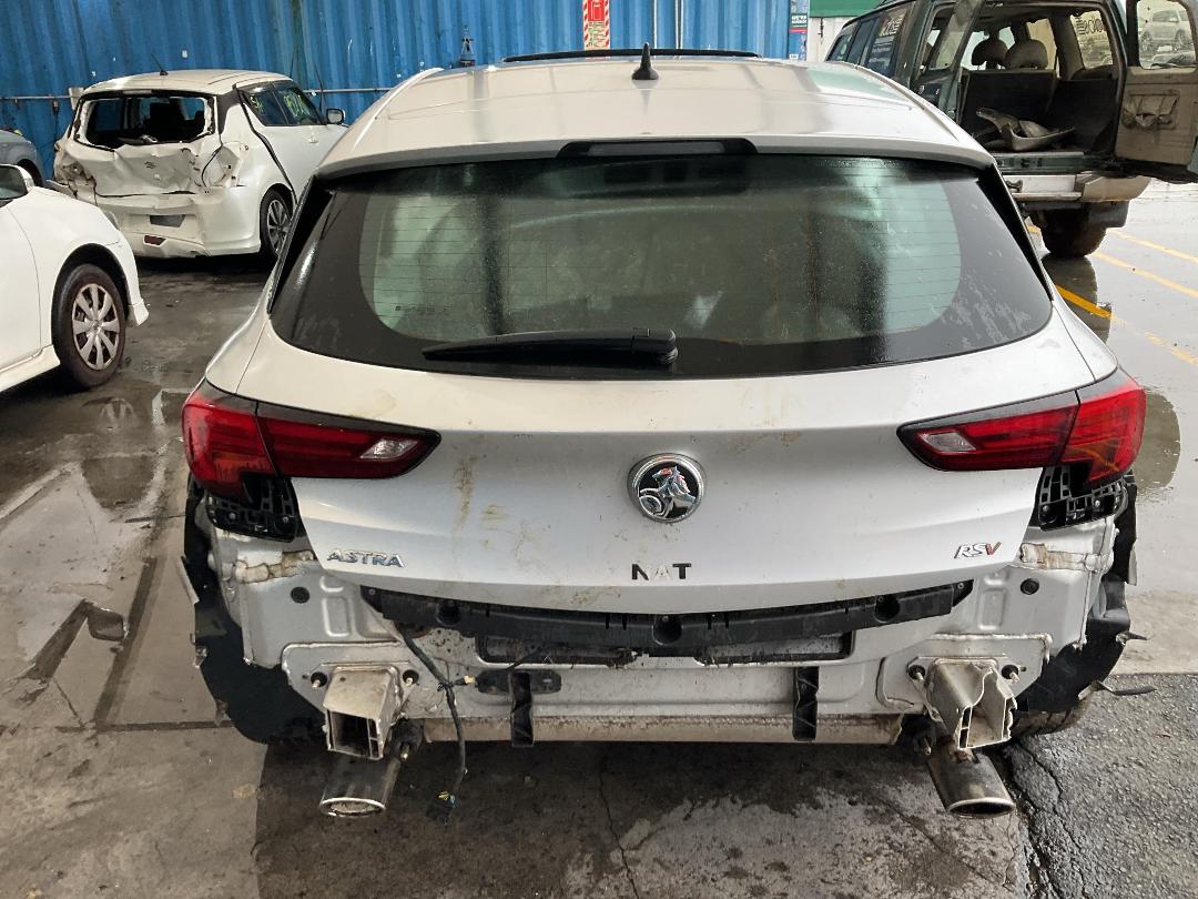 Photo '6' of Holden Astra RS-V