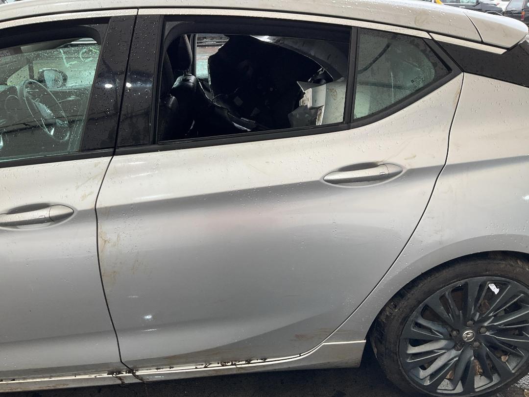 Photo '30' of Holden Astra RS-V