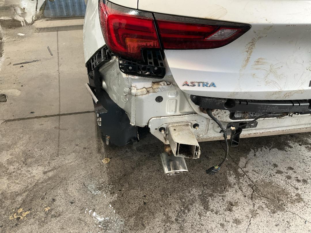 Photo '32' of Holden Astra RS-V