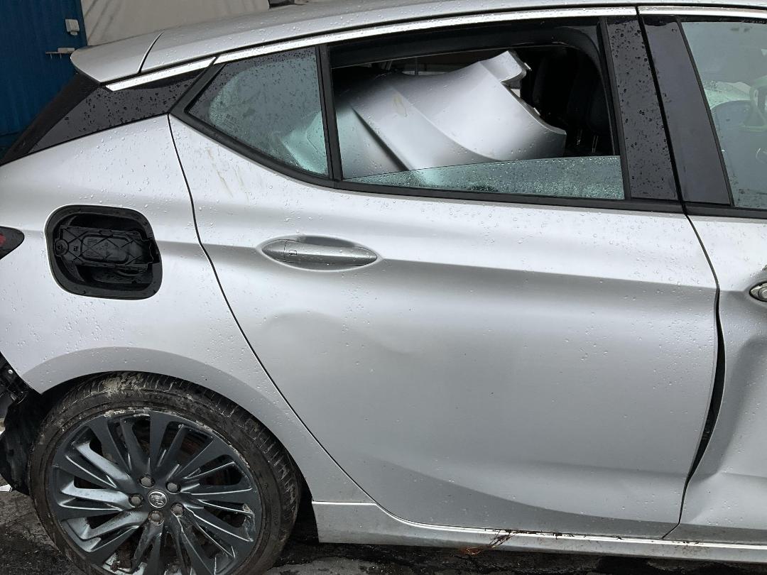 Photo '36' of Holden Astra RS-V