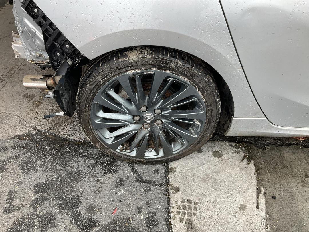 Photo '37' of Holden Astra RS-V