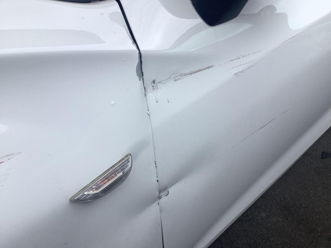 Photo '4' of Holden Astra Sedan LS MT Photo '4' of Holden Astra Sedan LS MT