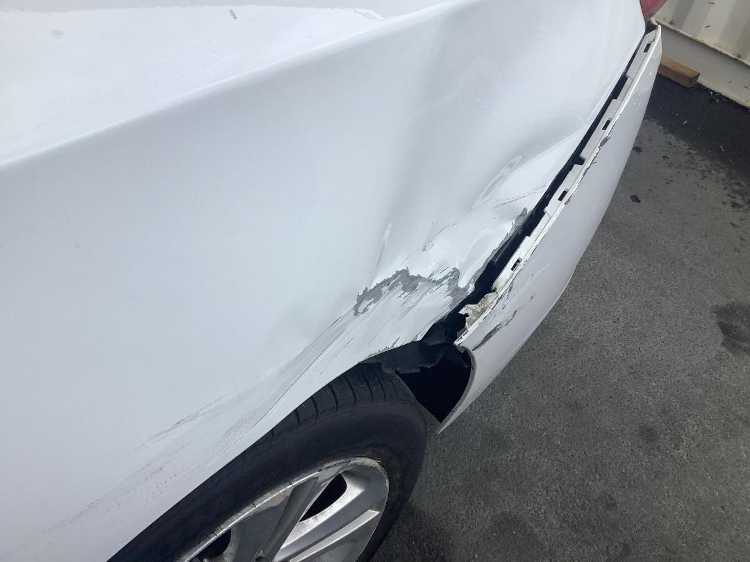 Photo '7' of Holden Astra Sedan LS MT Photo '7' of Holden Astra Sedan LS MT