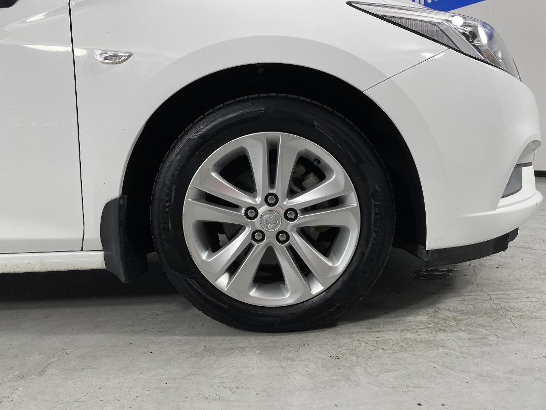 Photo '9' of Holden Astra Photo '9' of Holden Astra