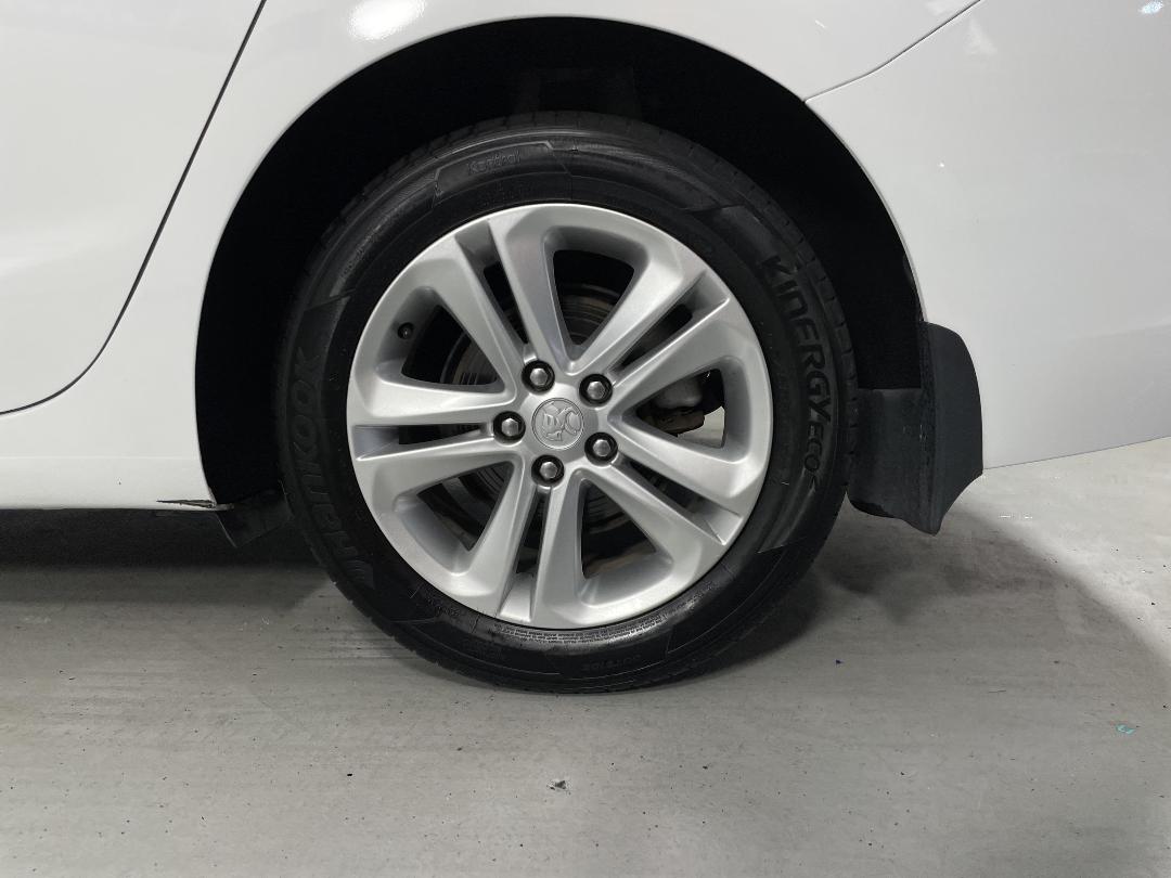 Photo '11' of Holden Astra Photo '11' of Holden Astra