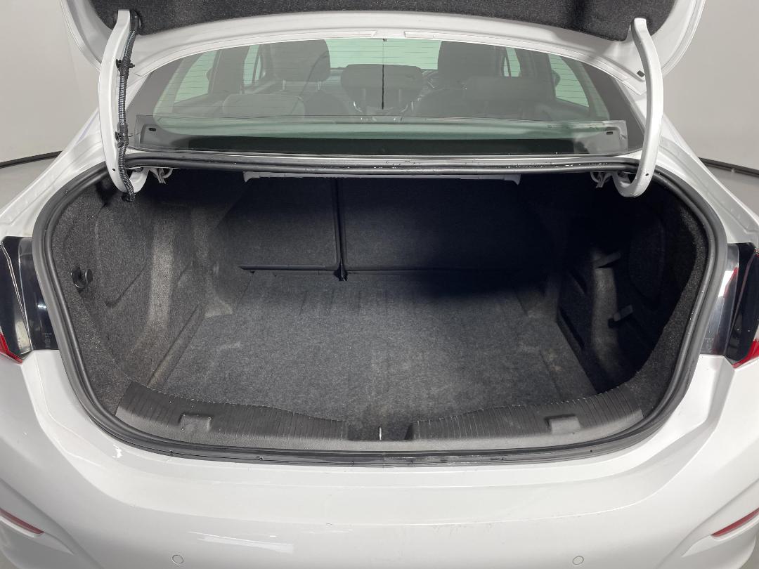 Photo '14' of Holden Astra Photo '14' of Holden Astra