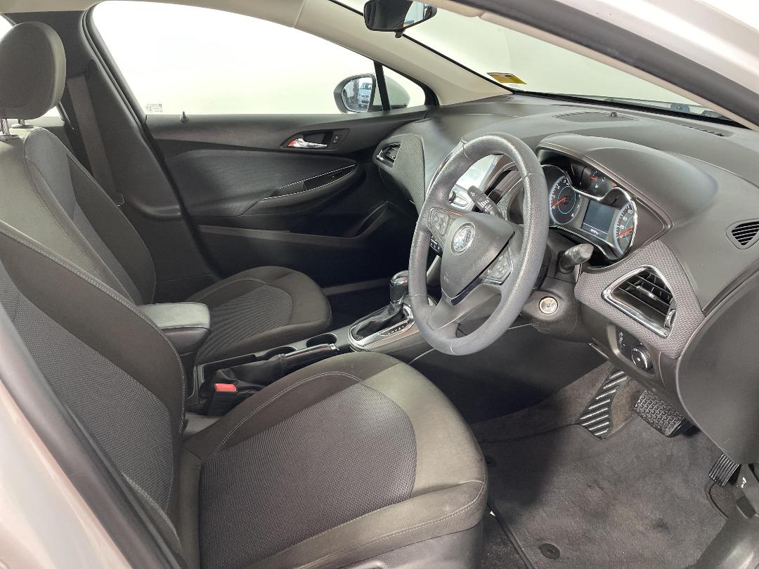 Photo '16' of Holden Astra Photo '16' of Holden Astra