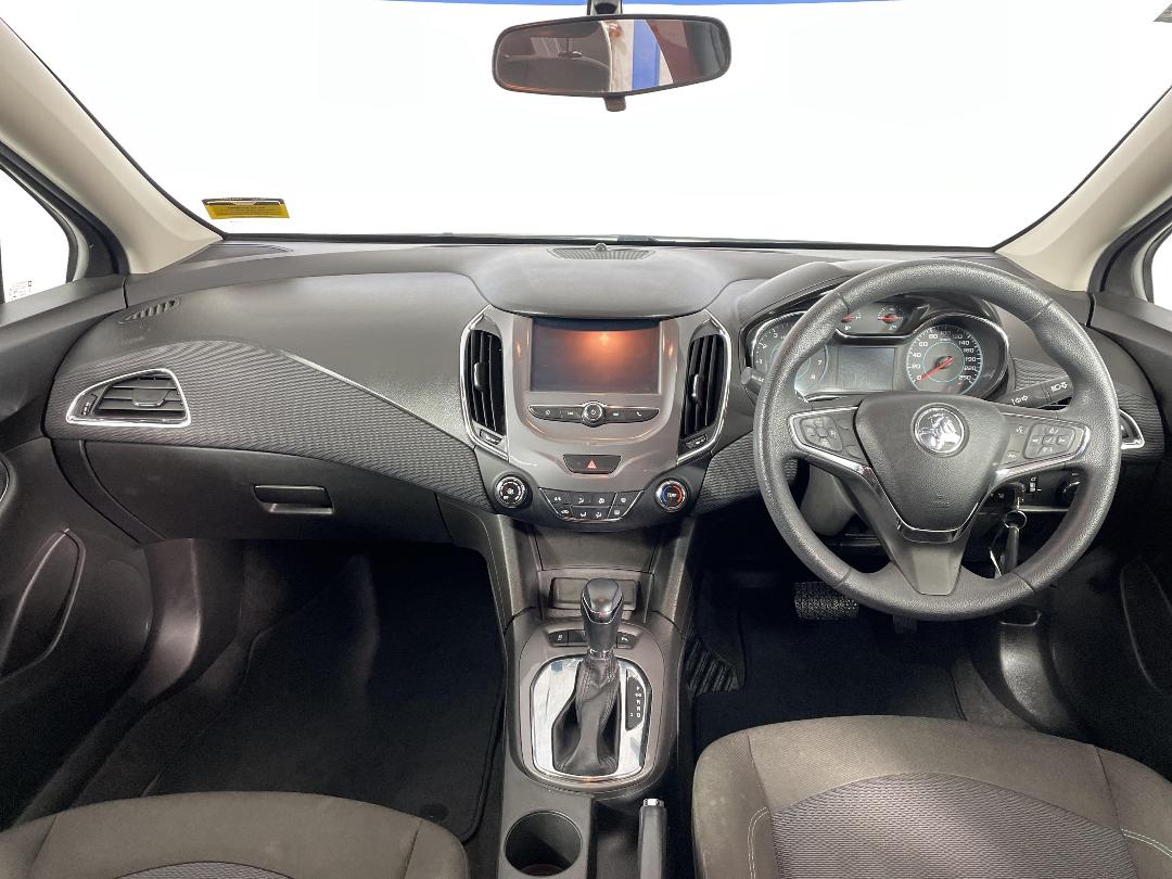 Photo '17' of Holden Astra Photo '17' of Holden Astra