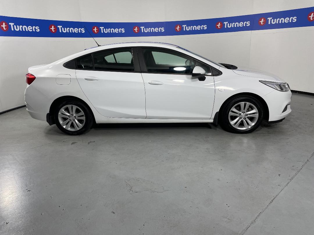 Photo '23' of Holden Astra Photo '23' of Holden Astra