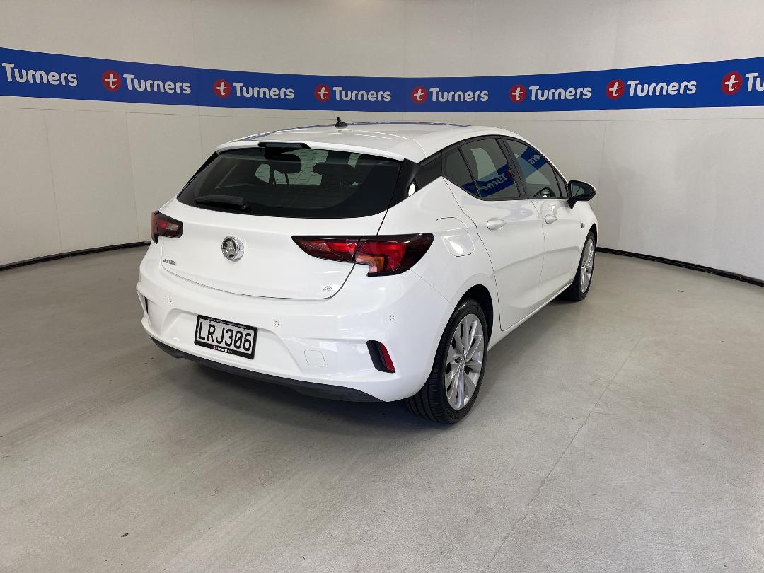 Photo '7' of Holden Astra