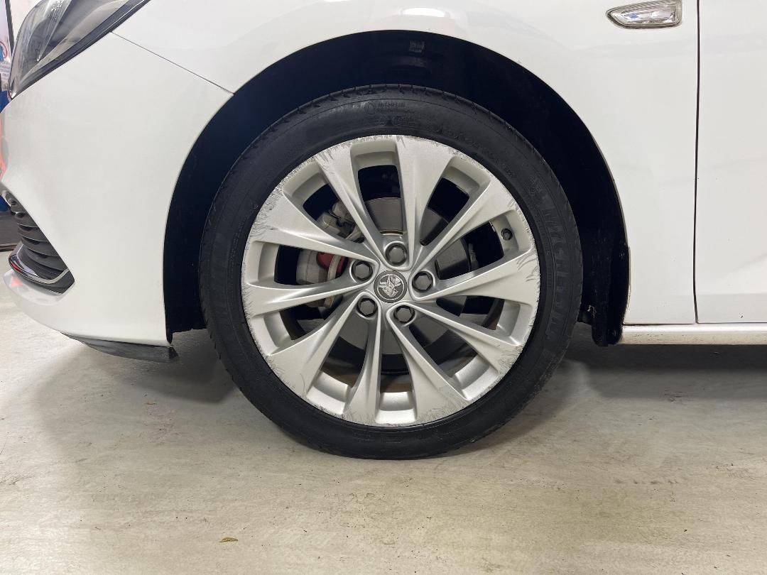 Photo '10' of Holden Astra