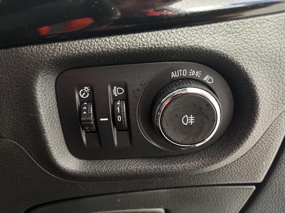 Photo '24' of Holden Astra