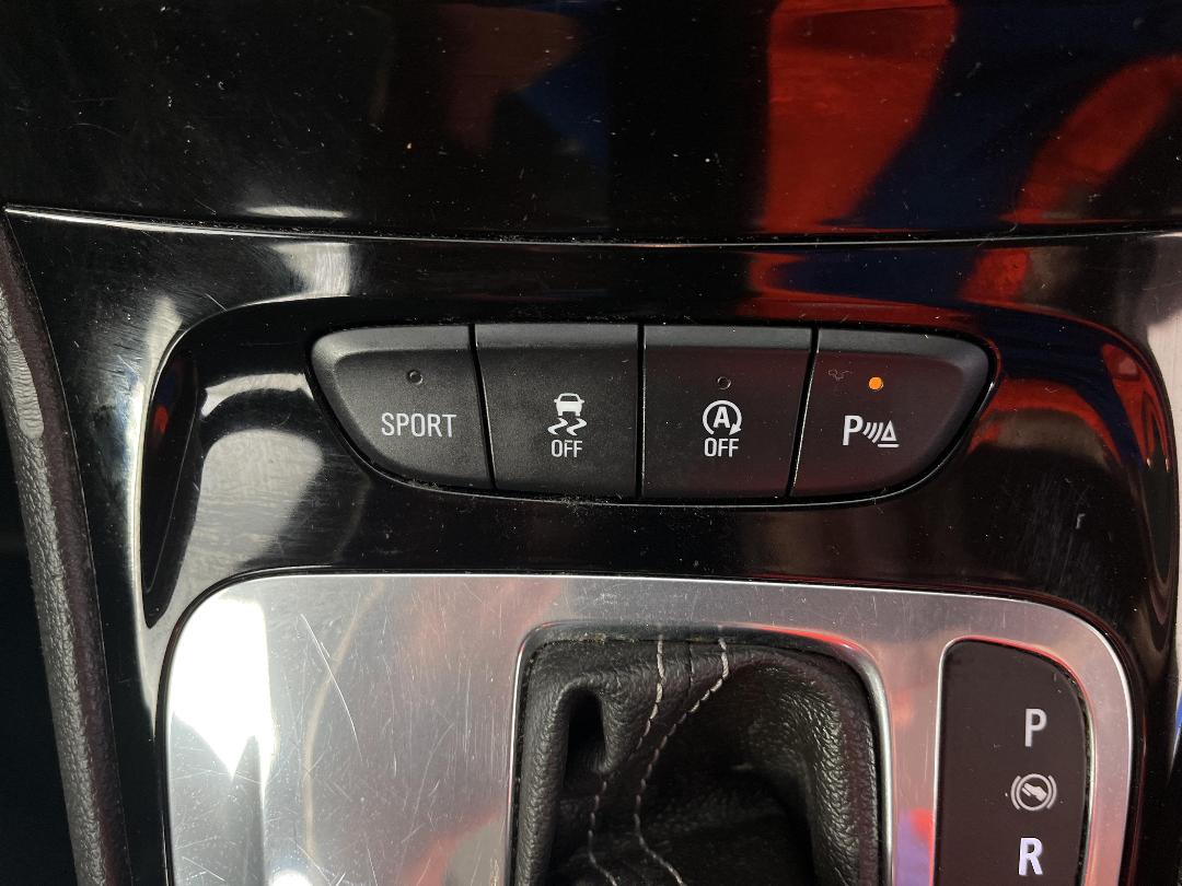 Photo '29' of Holden Astra