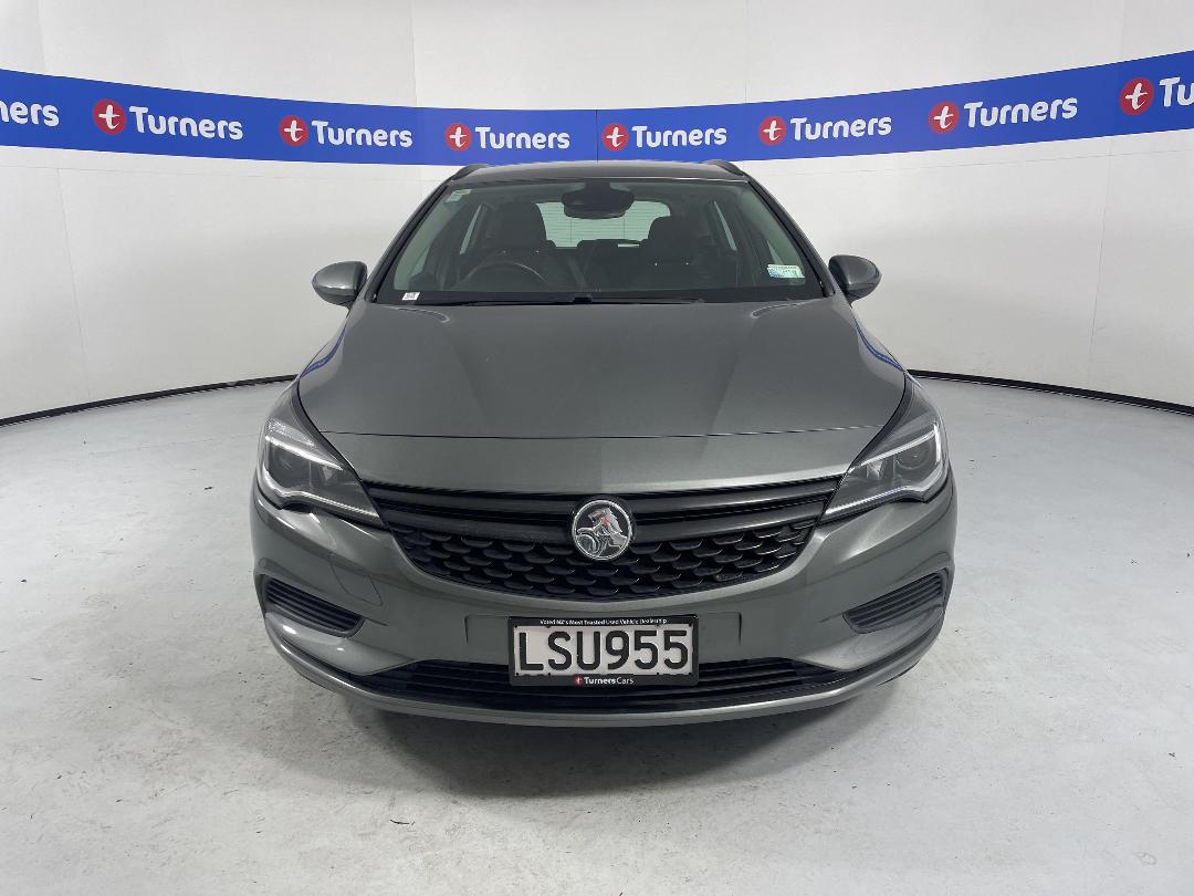 Photo '2' of Holden Astra