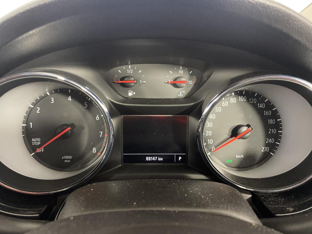 Photo '21' of Holden Astra