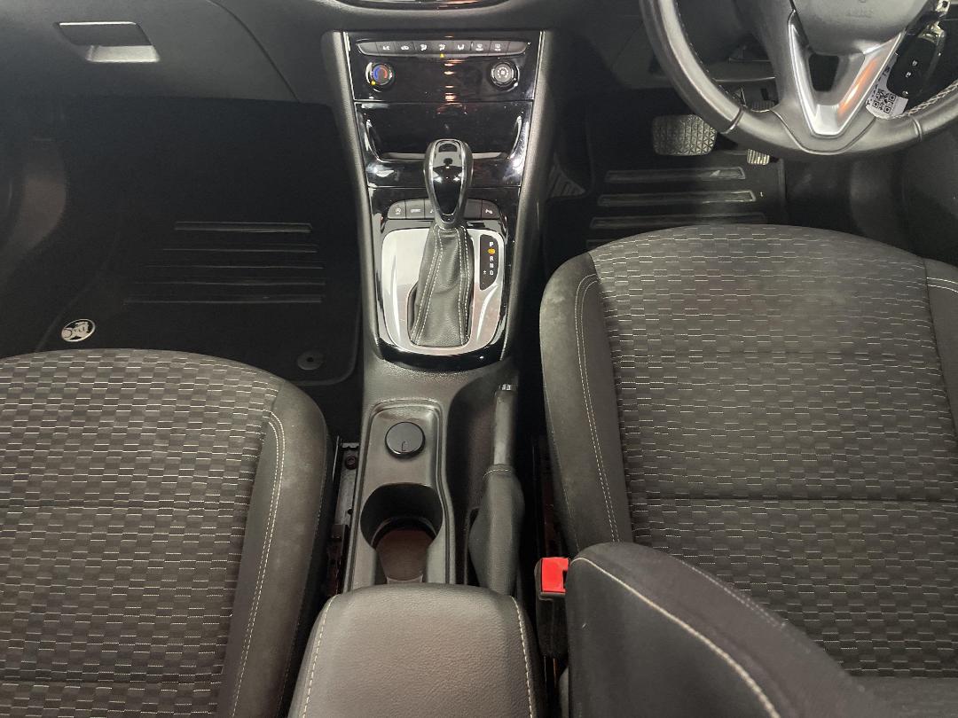 Photo '18' of Holden Astra