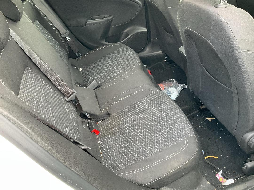 Photo '11' of Holden Astra Wagon LS+ Photo '11' of Holden Astra Wagon LS+