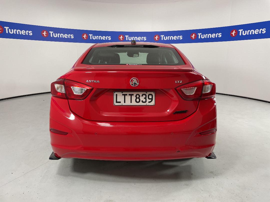 Photo '6' of Holden Astra Photo '6' of Holden Astra