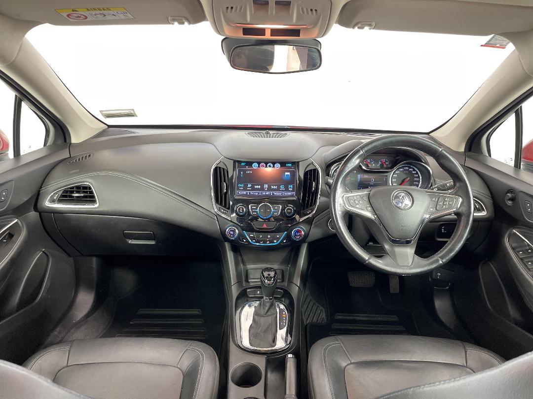 Photo '17' of Holden Astra Photo '17' of Holden Astra