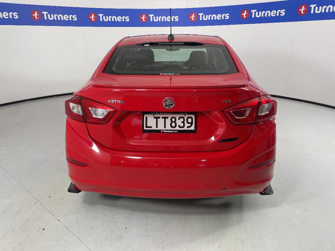 Photo '6' of Holden Astra Photo '6' of Holden Astra