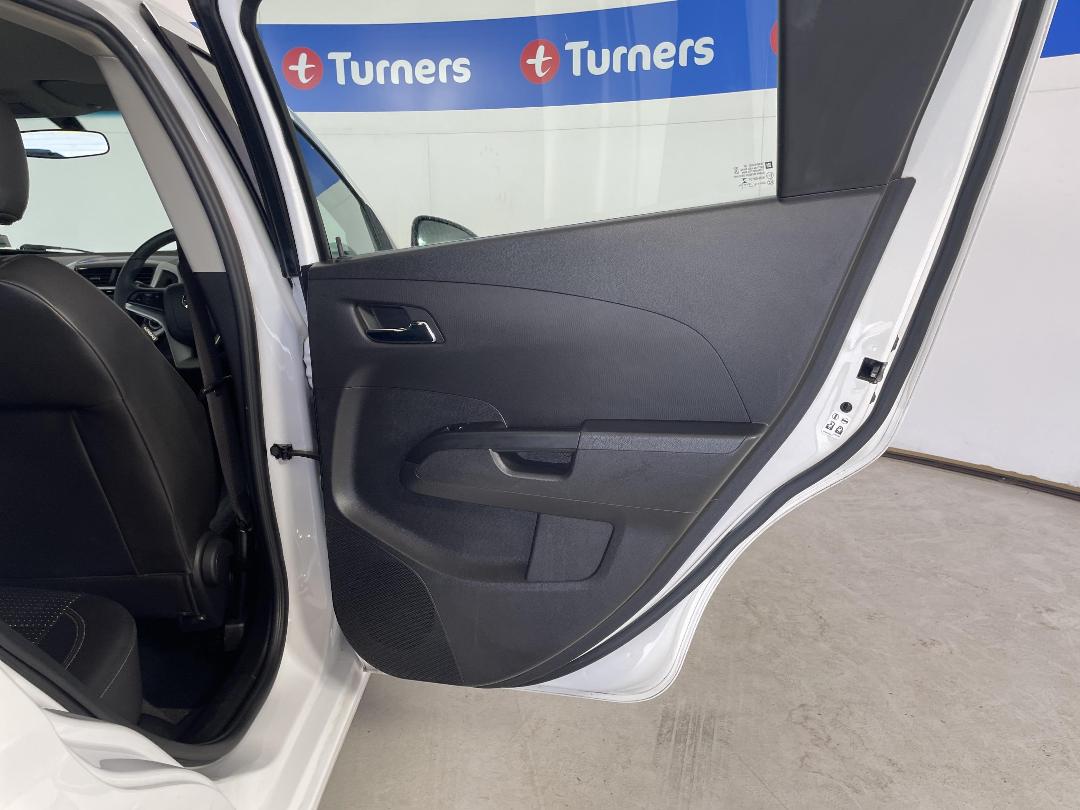 Photo '19' of Holden Barina