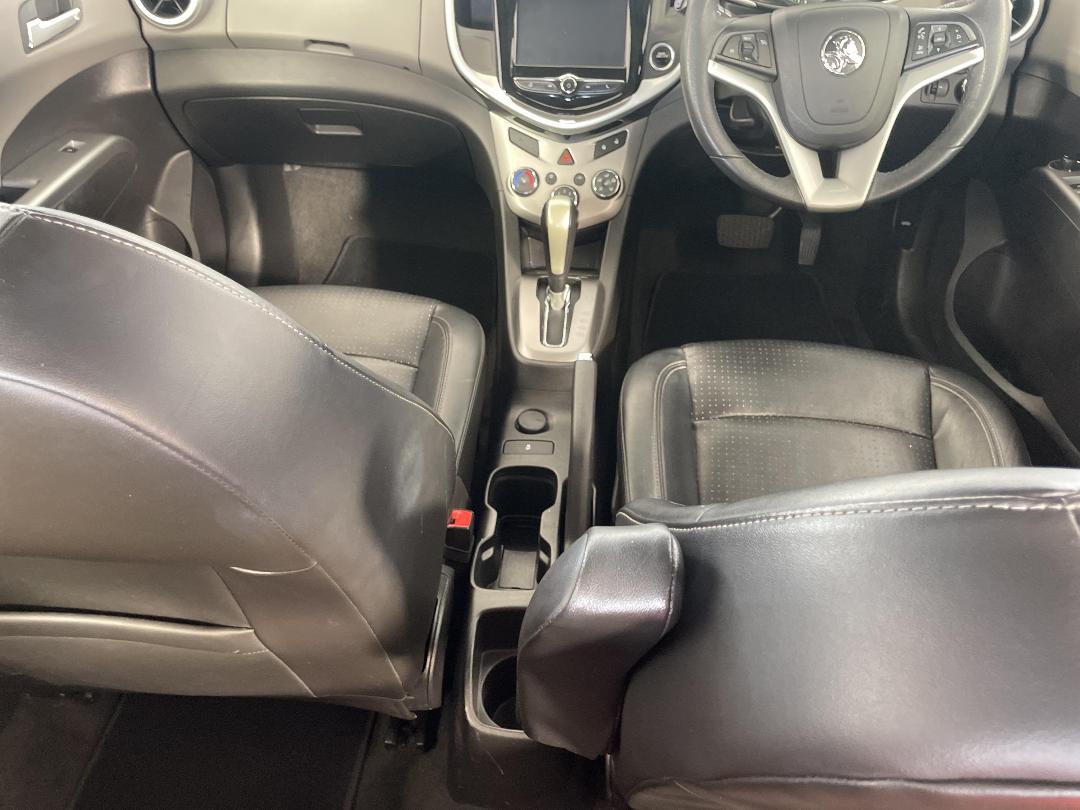 Photo '18' of Holden Barina