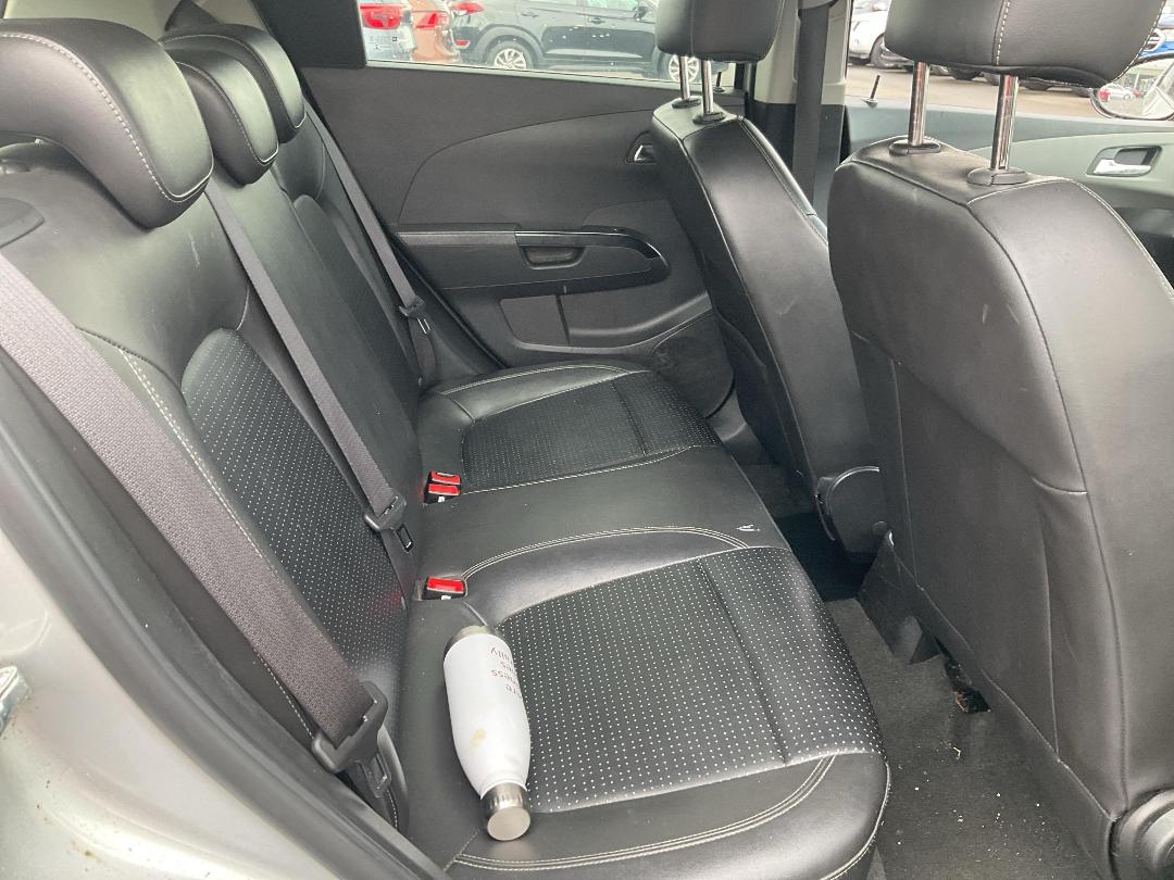 Photo '9' of Holden Barina LT Photo '9' of Holden Barina LT