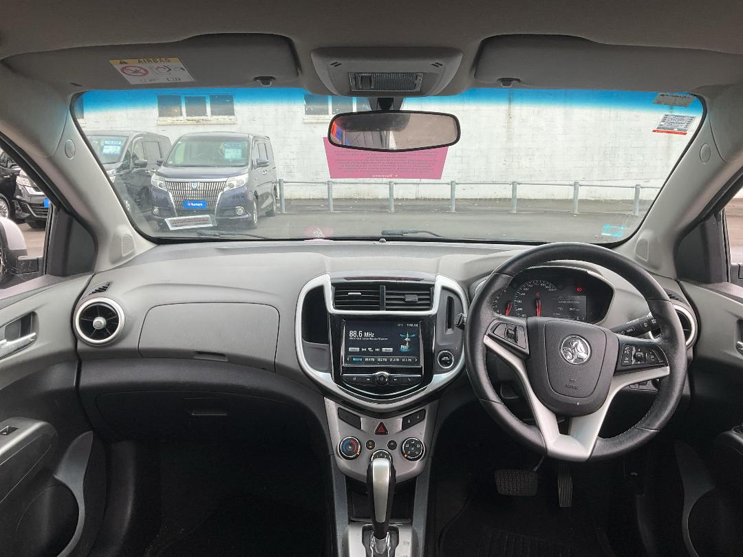 Photo '10' of Holden Barina LT Photo '10' of Holden Barina LT