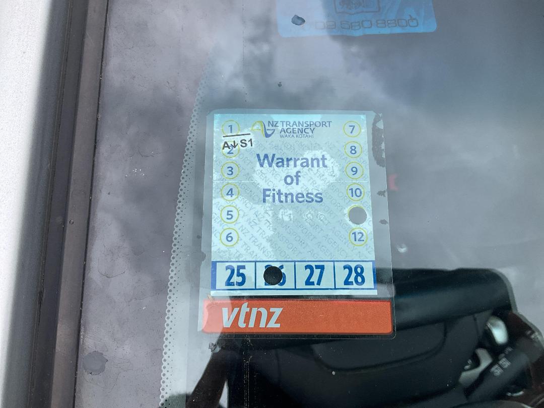 Photo '11' of Holden Barina LT Photo '11' of Holden Barina LT