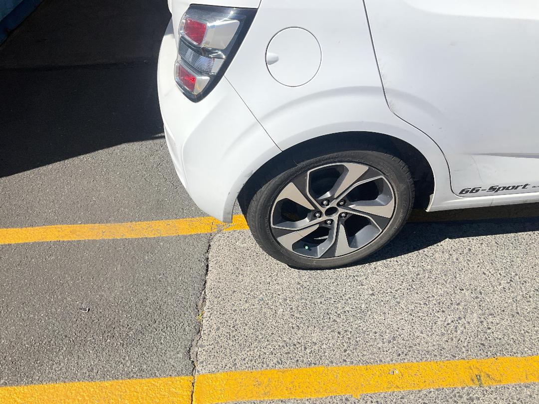 Photo '13' of Holden Barina LT