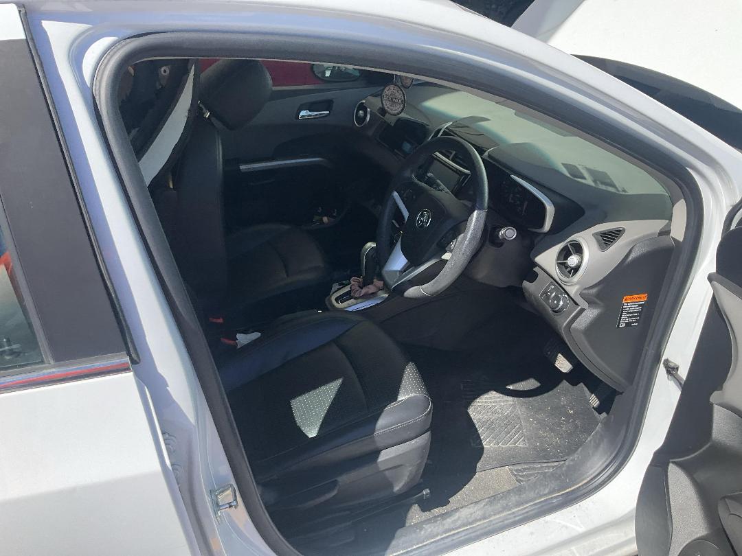 Photo '19' of Holden Barina LT