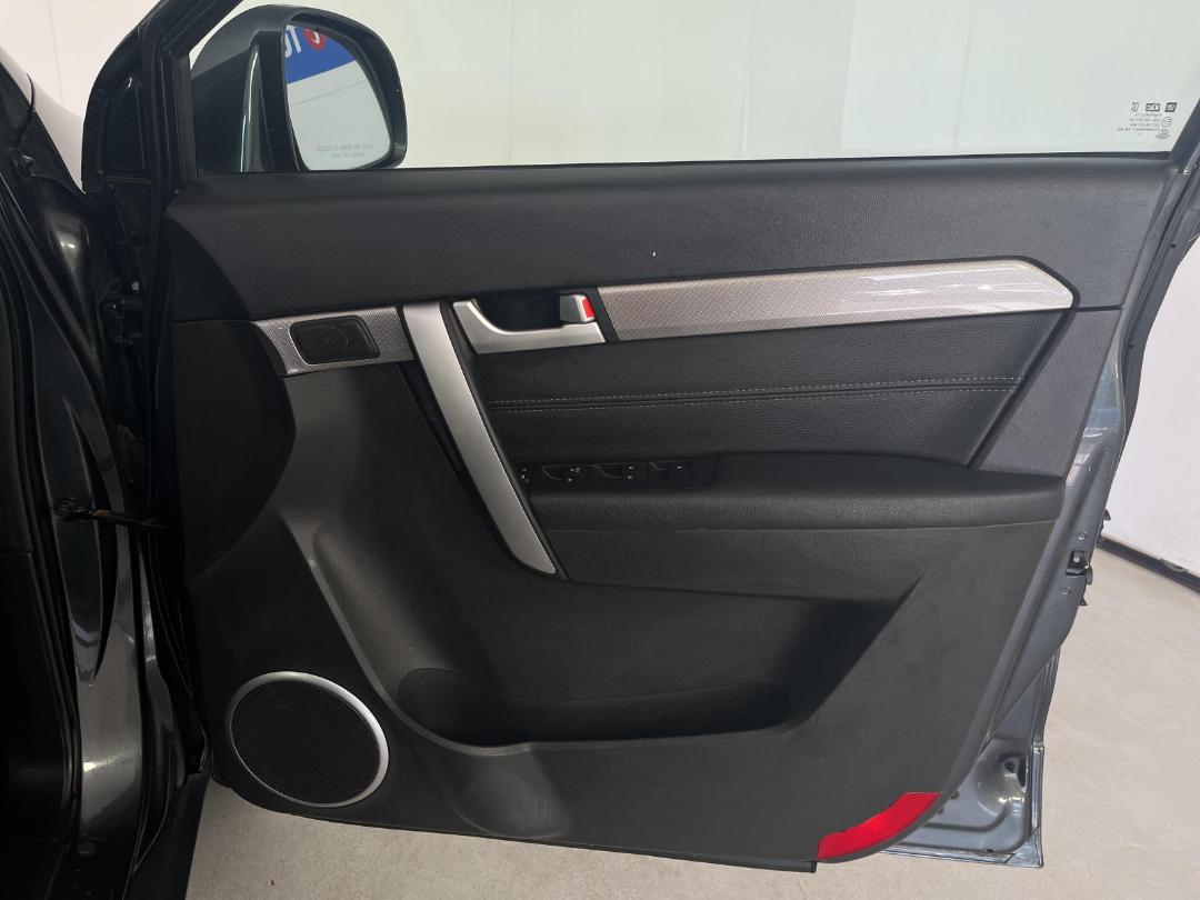 Photo '15' of Holden Captiva 7