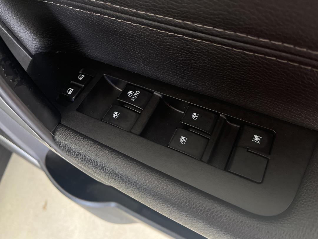 Photo '23' of Holden Captiva 7