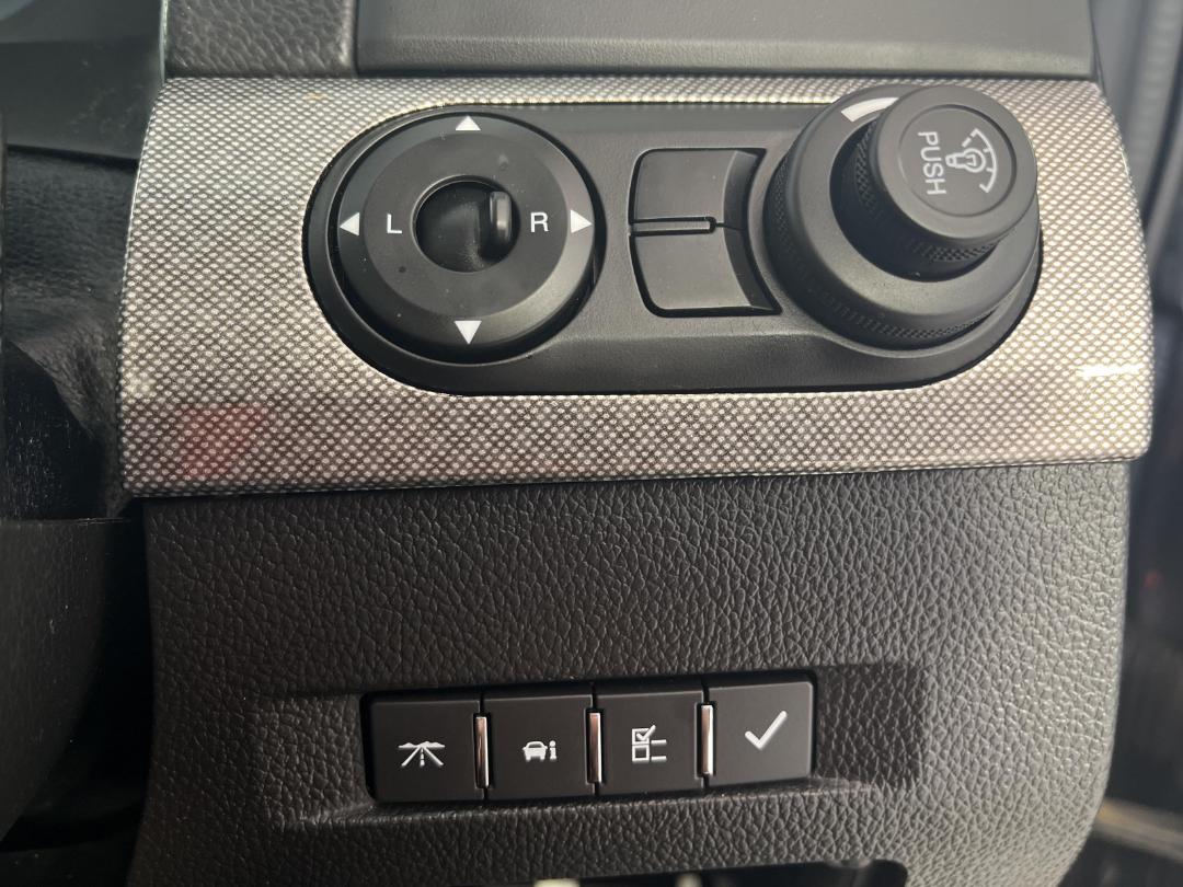 Photo '25' of Holden Captiva 7