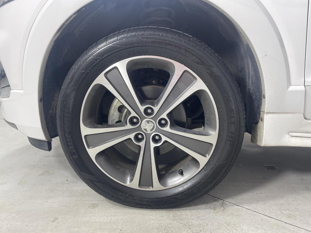 Photo '10' of Holden Captiva 7 Photo '10' of Holden Captiva 7