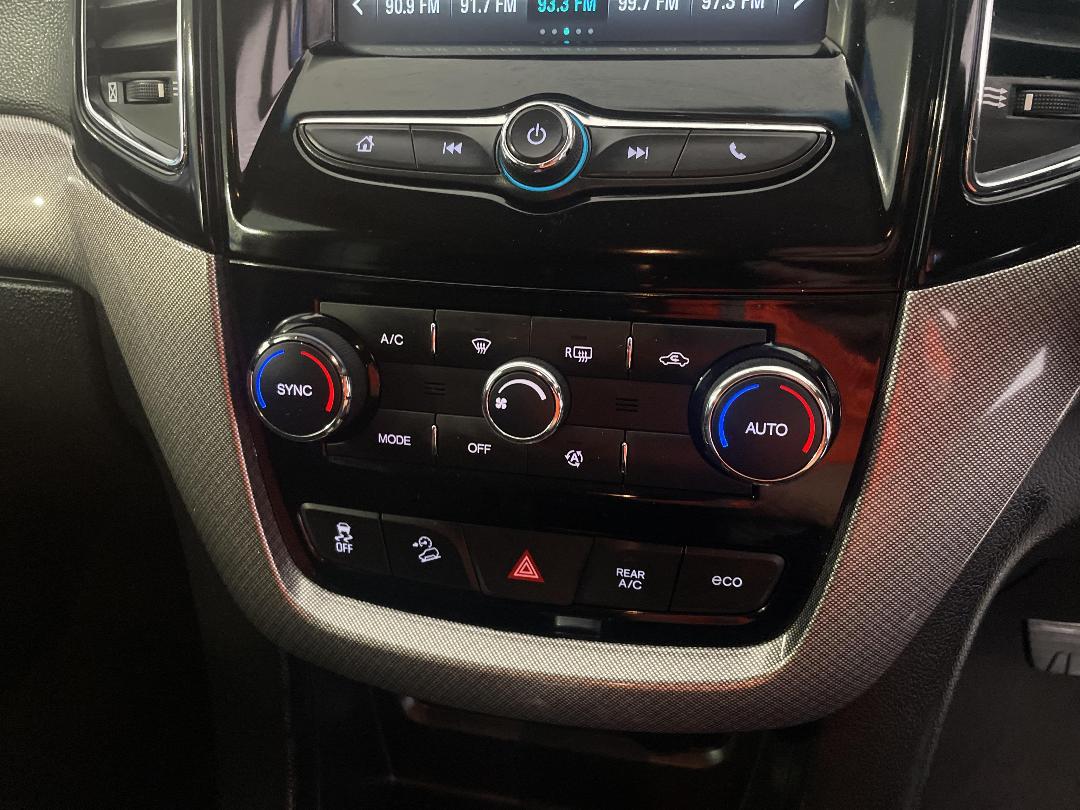 Photo '31' of Holden Captiva 7 Photo '31' of Holden Captiva 7