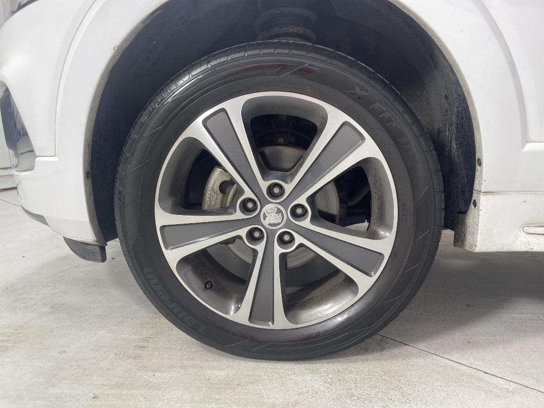 Photo '10' of Holden Captiva 7