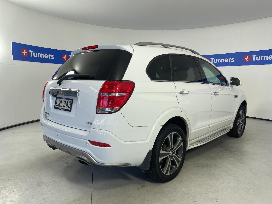 Photo '7' of Holden Captiva 7