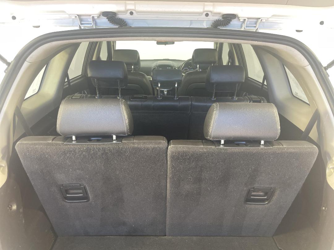 Photo '23' of Holden Captiva 7 Photo '23' of Holden Captiva 7